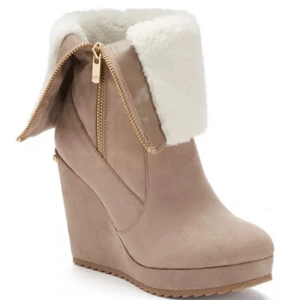 Juicy couture zip wedge booties